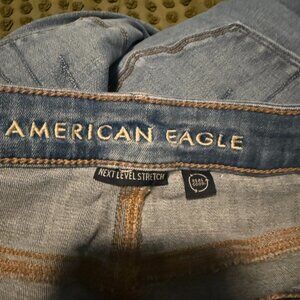 AMERICAN EAGLE JEANS SZ 12